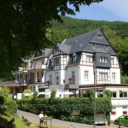 Hotel Bertricher Hof Garni 3*