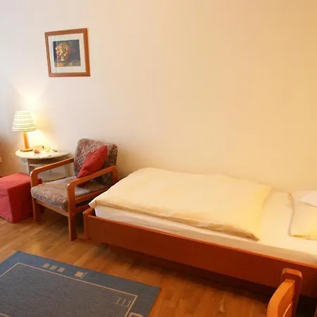 Bertricher Hof Garni Hotel