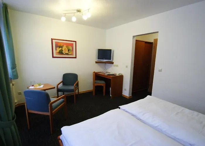 Bertricher Hof Garni 호텔