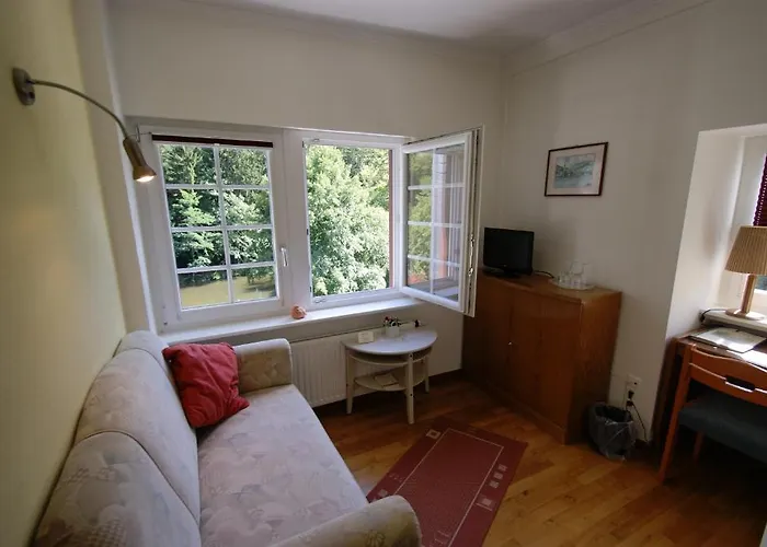 Bertricher Hof Garni Szálloda